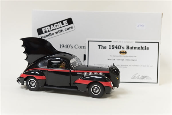 BATMAN: BATMOBILE (1940 S COMIC BOOK) - DANBURY MINT-DIE-CAST 1:24 SCALE Sale